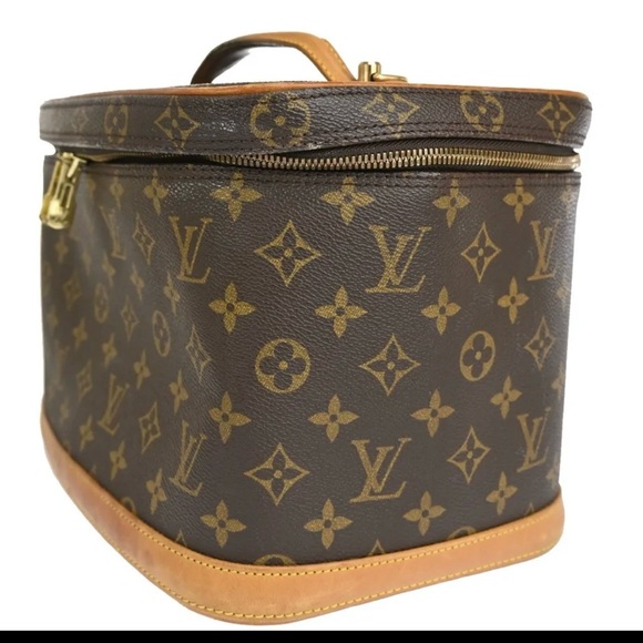 Louis Vuitton makeup bag in very good condition - Picture 3 of 13